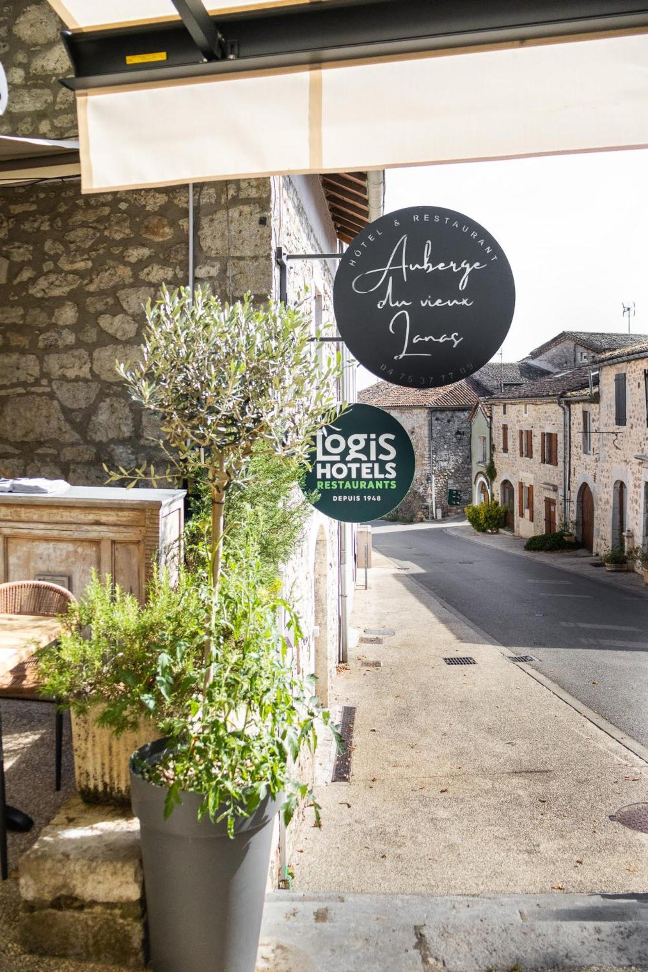 Auberge Du Vieux Lanas Logis Hotel Restaurant Екстериор снимка