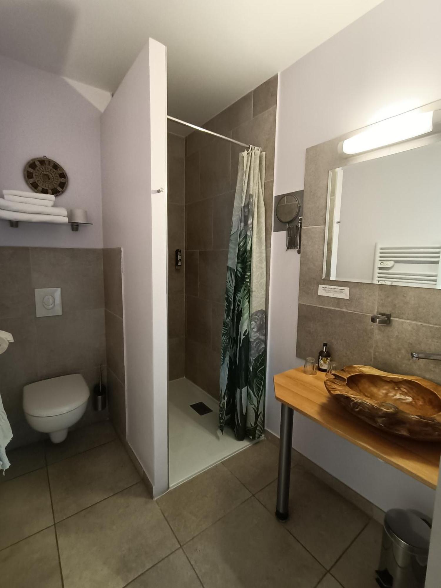 Auberge Du Vieux Lanas Logis Hotel Restaurant Екстериор снимка